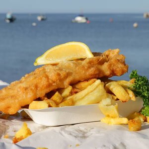 tray-of-fish-and-chips-slice-of-lemon.jpg