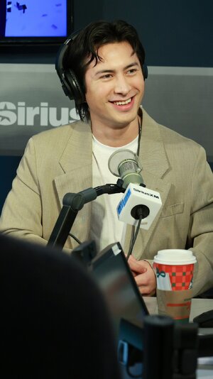 siriusxm-radio-andy-hudson-williams-9x16-1.jpg