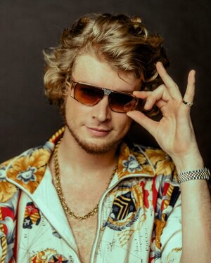 YungGravy-photo-SRJN1625-480x600.jpg