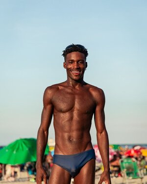 Dias de praia sempre trazem boas vibrações, RIO já já tô aí em_☀️🏖️ #wintervibes #soleareia #...jpeg