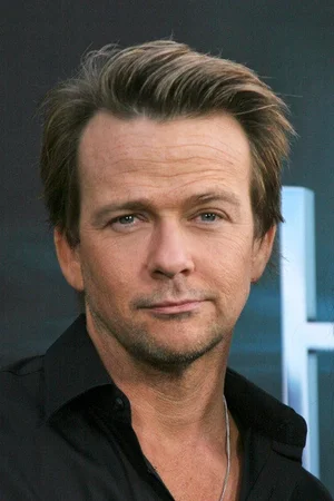 Sean_Patrick_Flanery.webp