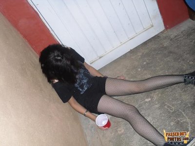 passedoutphotos-com-f04240.jpg