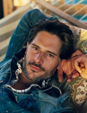 joe-manganiello-uk-gq-5.jpg