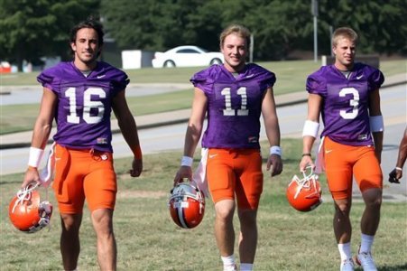 563-clemsonqbs.standalone.prod_affiliate.74.jpg