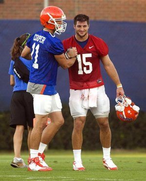 8997_gators-tim-tebow-riley-cooper-1.jpg