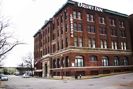 Drury Union Station St Louis.JPG
