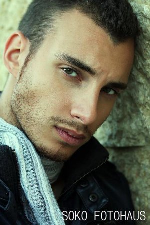 Caleb I M Fischer 02.jpg