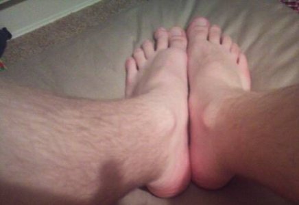 feet2.jpg
