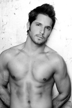 Lucas Velazquez tumblr_llmbodC8lz1qfy1iko1_500.jpg