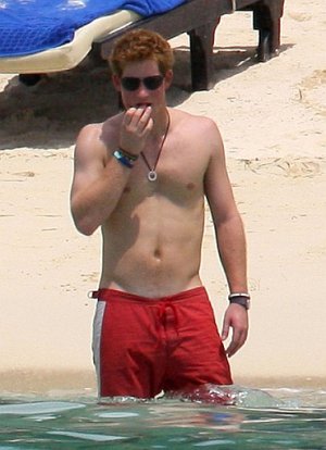jubprince-harry-shirtless-1.jpg