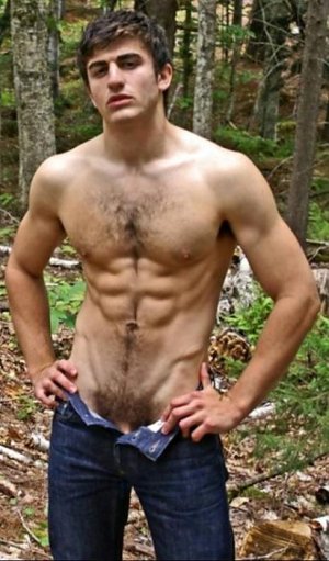 slightly hairy - 029.jpg