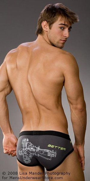 gallery_main-lukeguldan-shirtless-fitness-model-photos-12072008-27.jpg