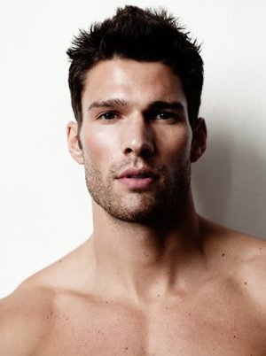 600full-aaron-o'connell 8.jpg