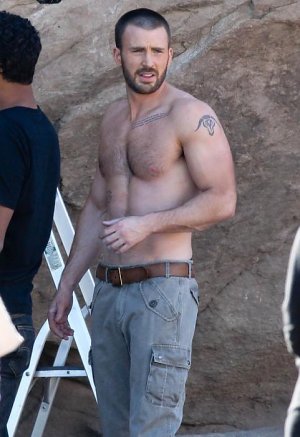gs_chris_evans_photoshoot_1.jpg