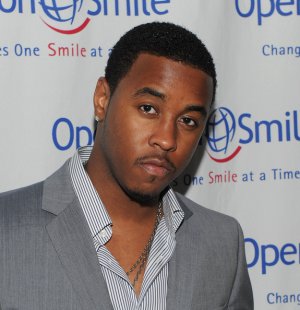 Jeremih+2011+Jr+Smile+Collection+Event+g19AlyZCLbOl.jpg