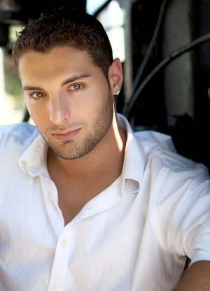 Dustin J Bouchard 06.jpg