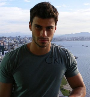 600full-lucas-malvacini 3.jpg