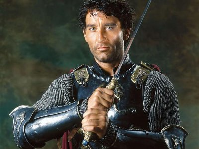 Clive Owen - King Arthur.jpg