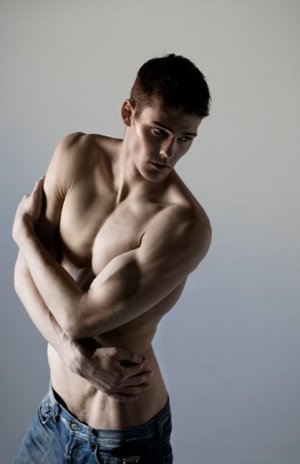 Holden Nowell.jpg
