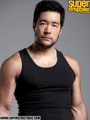 1102_sbkp_01_z+actor+tim_kang.jpg