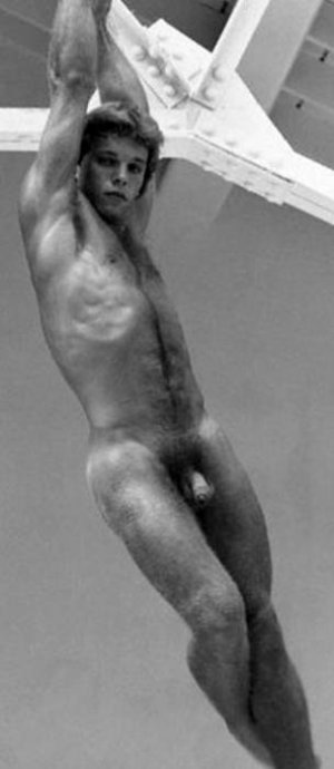 slightly hairy - 195.jpg