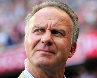 Rummenigge-skeptisch-5x4_Diashow.jpg