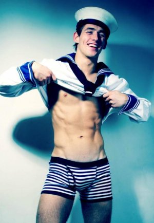 Ruars - Front Cover of QX Magazine - Dec 2006.jpg