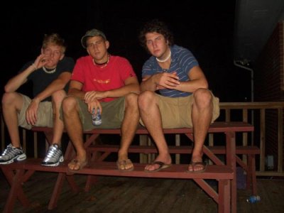 Waitn for the sun to come up 2 days b4 boot at Jakes.jpg