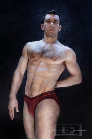 Alex 4ee3cb5880612.jpg