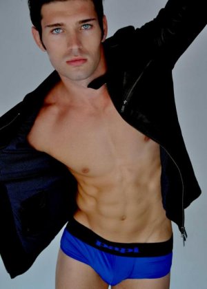 Bo Roberts tumblr_lunkf7ZfCt1qarksao1_1280.jpg