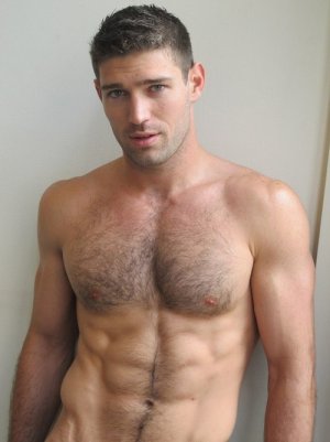 Bo Roberts tumblr_m8uwbi76sE1qg22hlo1_500.jpg