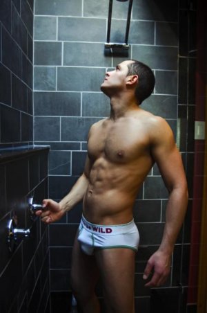 Andre Matos by Kevin Slack.jpg