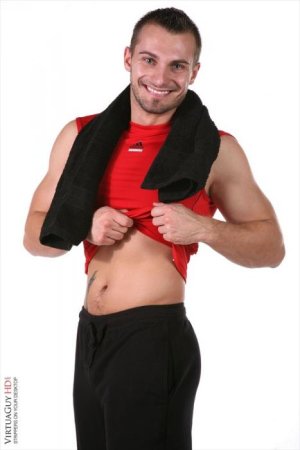 hot and sweaty 11601.jpg