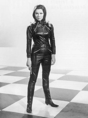 boots-avengers-diana-rigg.jpg