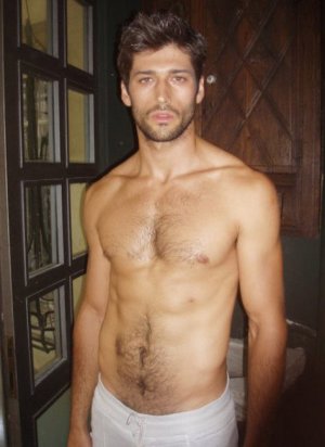 Alexis-Papas-Polaroids-MaleModelSceneNet-06.jpg