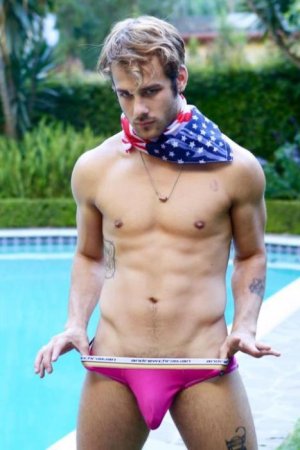 Quinn Christopher Jaxon tumblr_m7zyuxNTg91qhlk2mo1_500.jpg