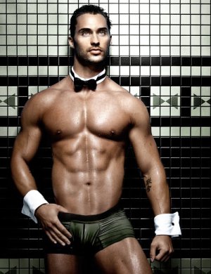 chippendales-2012-james-davis.jpg