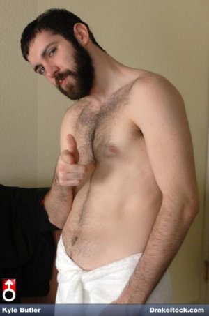 Kyle_Butler_in_a_towel.jpg