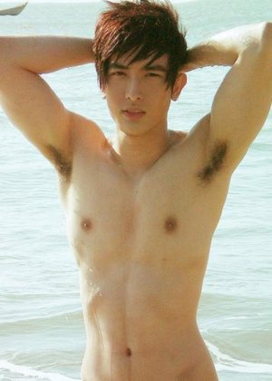 Hairy armpits 5.jpg