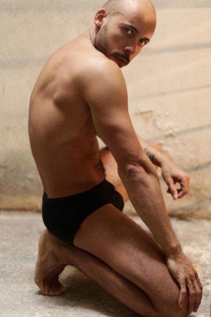 Lenny M by Luke Austin IMG_30781.jpg