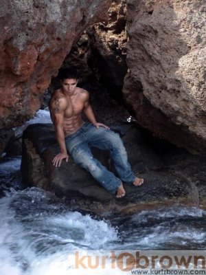 l kaimana le blanc.jpg