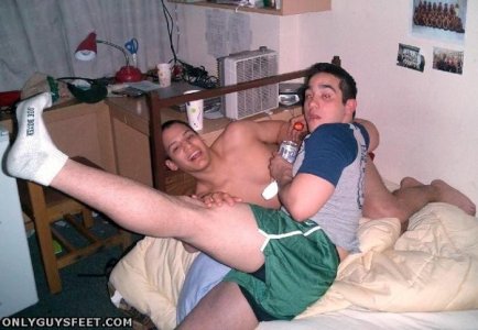 wrasslininsocksnbarefoot.jpg