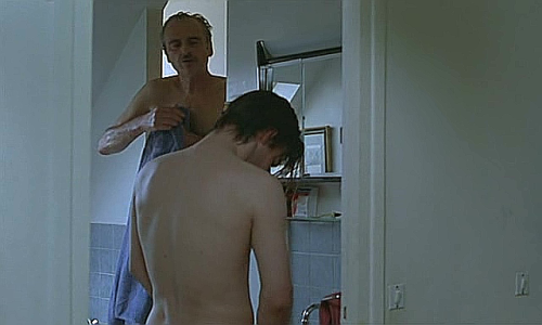 vlcsnap-2013-04-28-02h38m45s160.png vlcsnap-2013-04-28-02h38m45s160.png