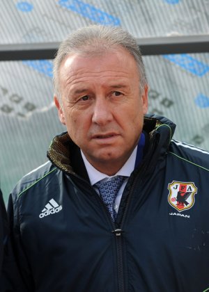 Alberto+Zaccheroni+Tajikistan+v+Japan+2014+NSlXULckiFjl.jpg