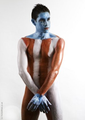 tumblr_mg3gygJavg1rqnj2go1_400 us flag bodypaint jub 0.jpg
