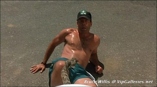 bruce-willis-00010.jpg