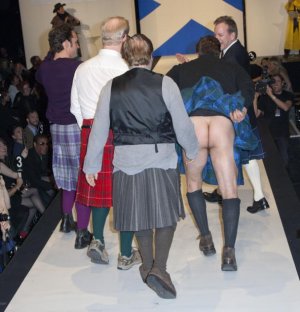 Chris-Noth-kilt-balls-ass-butt-furry-crack-scrotum-sack-sex-and-the-city-mr-big-fuzzy-charity-ev.jpg