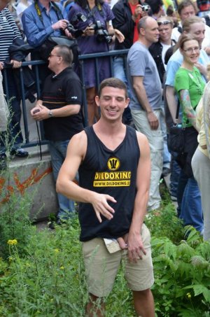 0001 a guy in public 9 (11).jpg