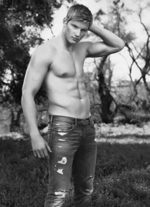 alexander-ludwig-abercrombie-fitch-61.jpg