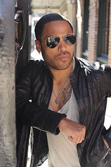 220px-Lenny_Kravitz_2011.jpg